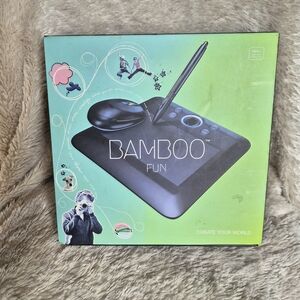 BAMBOO Fun Tablet with Black Pen